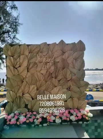 Dry Palm Leaf Decor