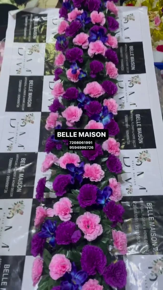 Purple Pink Carnation and Orchid Runner