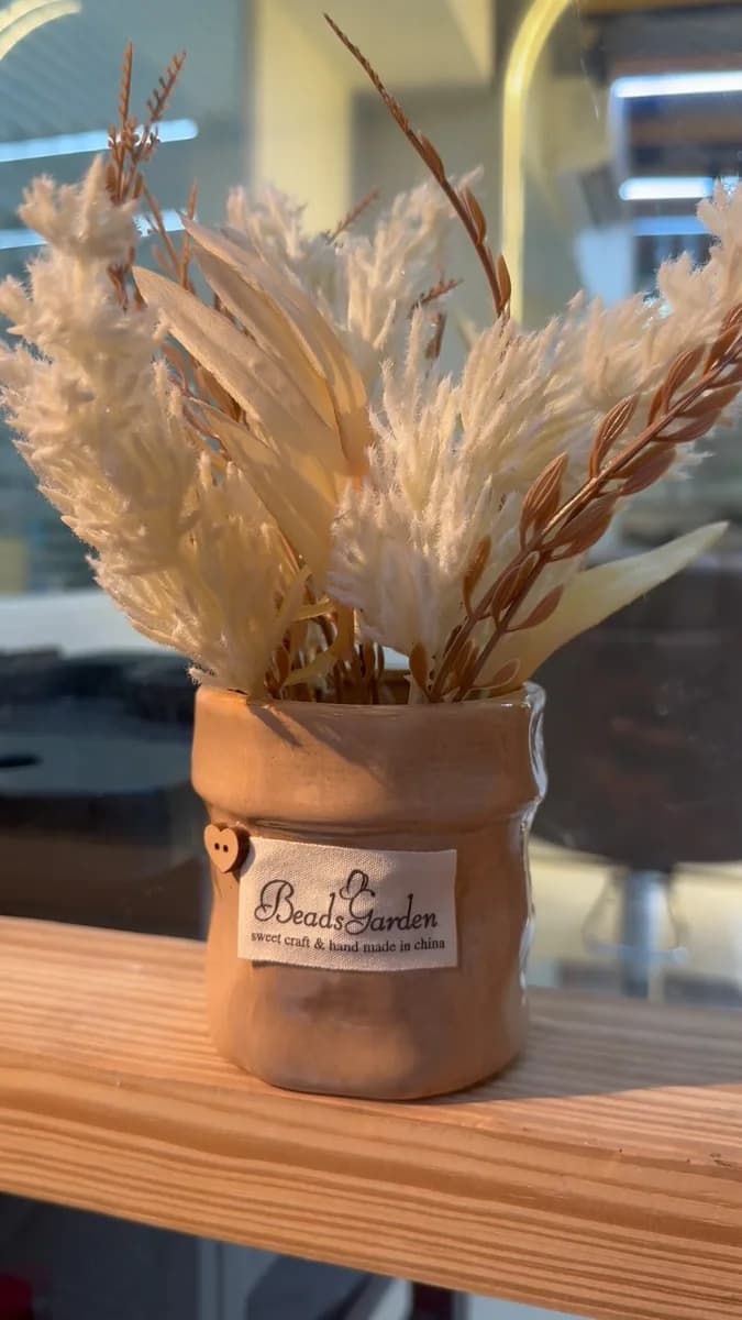 Small Ceramic Pampas Vase